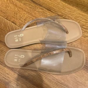 Cute sandals! Clear strap.